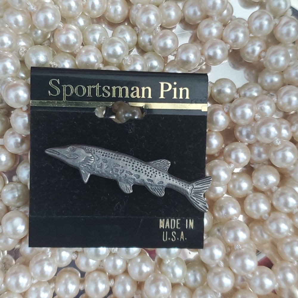 Fish Sportsman Lapel Pin